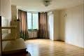 квартира за адресою Анни Ахматової вул., 35