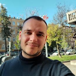 Шмаровоз Олег