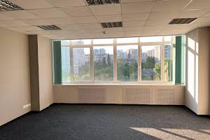 коммерческая по адресу Голосеевская ул., 17
