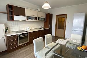 квартира по адресу Драгоманова ул., 1л