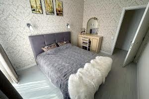 квартира за адресою Регенераторна вул., 4 к13