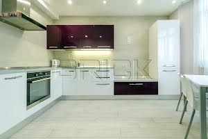 квартира за адресою Саперно-Слобідська вул., 24