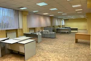 комерційна за адресою Біличанська вул., 44а