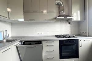 квартира за адресою Академіка Глушкова просп., 30
