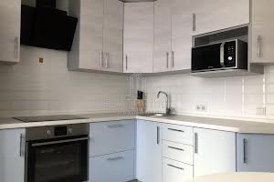 квартира за адресою Софії Русової вул., 7