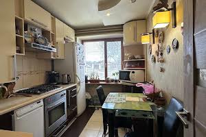 квартира за адресою Перемоги вул., 8