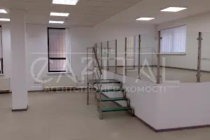 коммерческая по адресу Голосеевская ул., 1