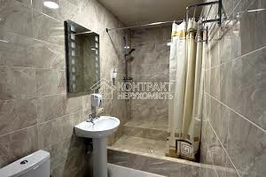 комерційна за адресою с. Подвірки, Куряжська вул., 4