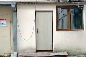 комерційна за адресою майдан Конституції пл., 21/2