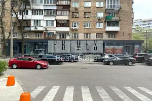 комерційна за адресою Академіка Філатова вул., 1/22