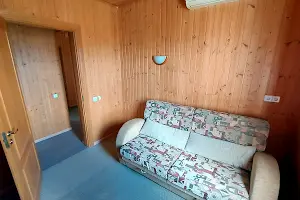 будинок за адресою с. Липовий Скиток, Центральна
