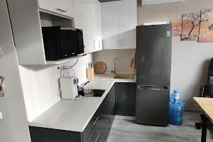 квартира за адресою Салютна вул., 5