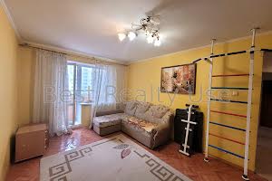 квартира за адресою Вишняківська вул., 8
