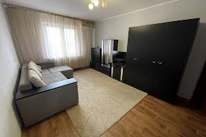 квартира за адресою Сергія Данченка вул., 3