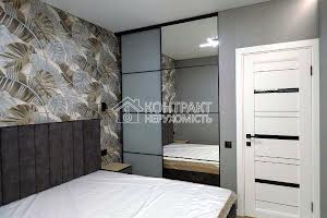 квартира за адресою Козакевича вул., 31