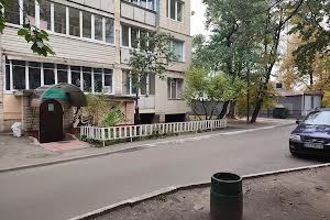комерційна за адресою Васильківська вул., 42