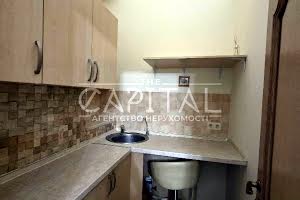 комерційна за адресою Старонаводницька вул., 4-В