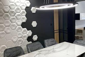 комерційна за адресою Бессарабська пл., 5