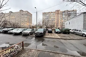 комерційна за адресою Петра Вершигори вул., 9