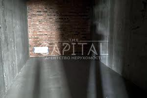 комерційна за адресою вул. Маланюка Євгенія, 13