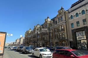 комерційна за адресою Бессарабська пл., 2