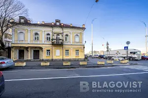 коммерческая по адресу Набережно-Крещатицкая ул., 19/21