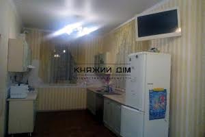 будинок за адресою с. Щасливе, провулок Орипея/ вул. Л.Українки, 1
