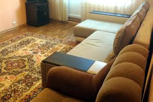 квартира за адресою Каштанова вул., 3