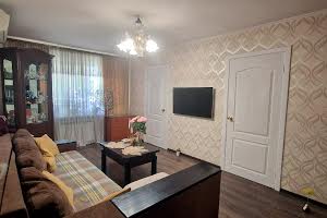квартира за адресою Героїв Крут вул. (Валентини Терешкової), 35