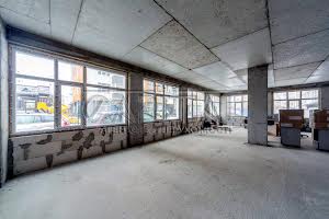 комерційна за адресою Боголюбова вул., 11А