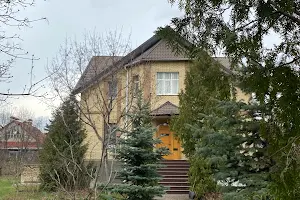 будинок за адресою Озерна