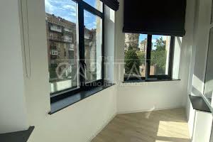 коммерческая по адресу Бессарабская пл., 5