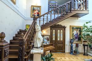 коммерческая по адресу Набережно-Крещатицкая ул., 19/21