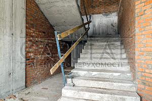 комерційна за адресою Мальовнича вул., 3