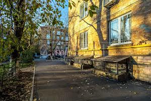 коммерческая по адресу Джона Маккейна ул. (Кудри Ивана), 36