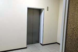 коммерческая по адресу Антоновича ул. (Горького), 172