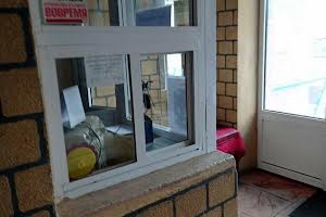 комерційна за адресою Олександра Лазаревського вул. (Мініна), 9
