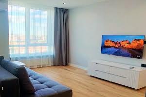 квартира за адресою Космічна вул., 5