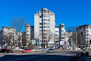комерційна за адресою Івана Мазепи вул. (Січневого Повстання), 3