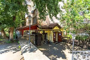 коммерческая по адресу Дегтяревская ул., 26