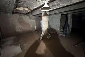 комерційна за адресою Басейна вул., 12