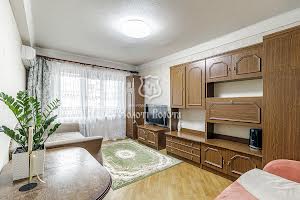 квартира по адресу Ореста Левицкого ул. (Академіка Курчатова), 4