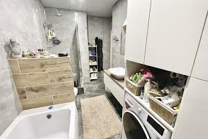 квартира за адресою Миру вул., 7
