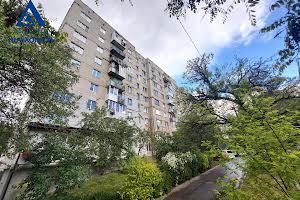 квартира за адресою Молоді просп., 8а