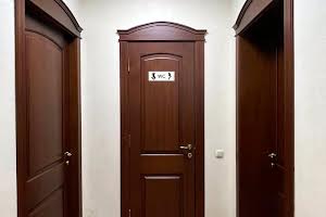 комерційна за адресою Варязький пров., 8