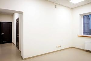 комерційна за адресою Степана Рудницького вул. (Академіка Вільямса), 2-Б