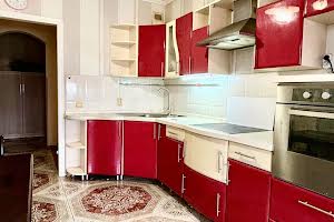 квартира за адресою Ревуцького вул., 42-Б