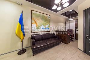 комерційна за адресою Саксаганського вул., 68/21