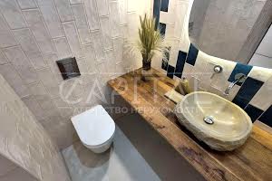 комерційна за адресою Кудрявська вул., 16