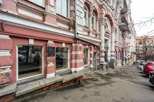 коммерческая по адресу Лютеранская ул., 9